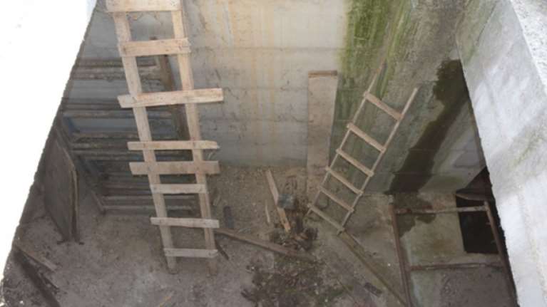 Λάρισα: Σοβαρά τραυματίστηκε 21χρονη μετά από πτώση σε φρεάτιο