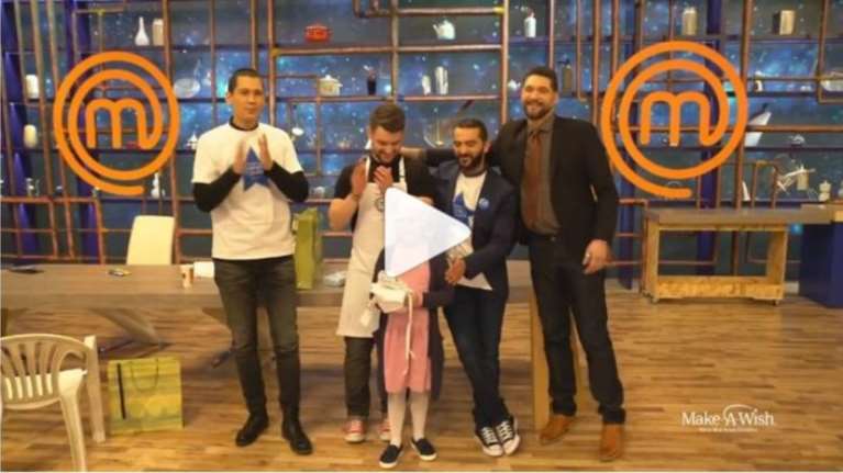 MasterChef 3: Οι τρεις κριτές μπήκαν ξανά στην κουζίνα - Το τρυφερό βίντεο