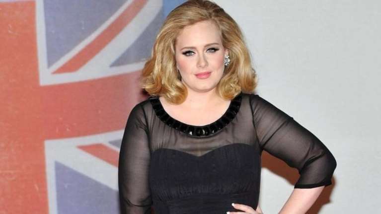 Η ρετρό φωτογραφία της Αντέλ από τα νιάτα της που έγινε viral