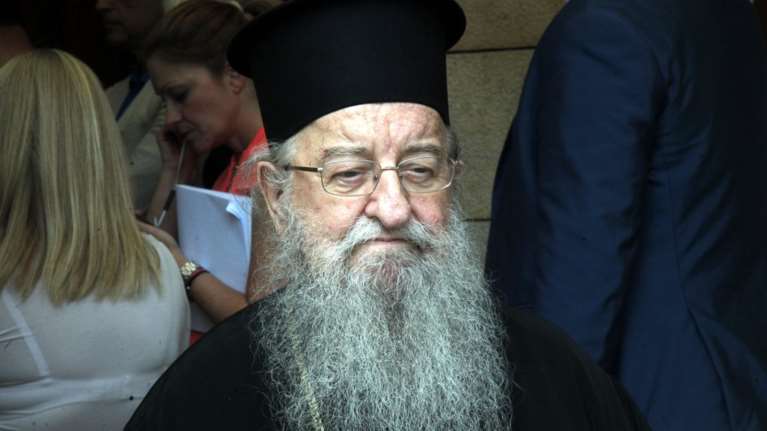 Για «συναλλαγή» καταγγέλλει Τσίπρα - Ιερώνυμο ο Άνθιμος