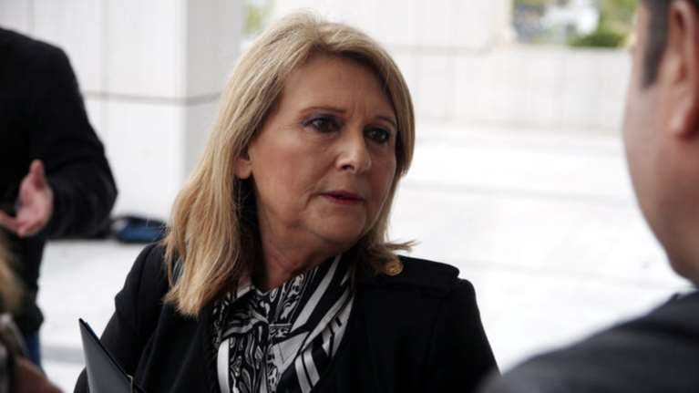 Βούλτεψη: Ο Τσίπρας, όπως ο Χότζα, πολεμάει το Θεό και απολύει ιερείς