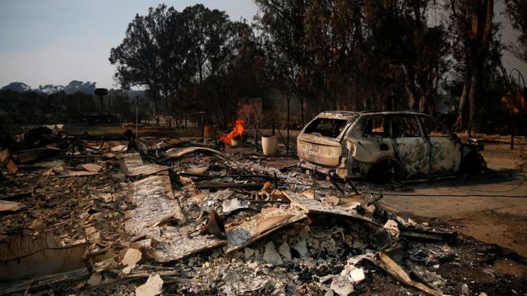 Φονικές πυρκαγιές στην Καλιφόρνια με 25 νεκρούς