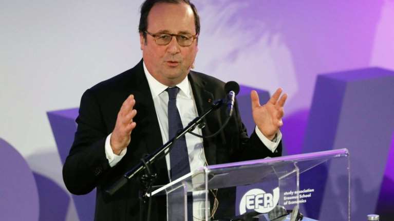 Τα δραματικά τηλεφωνήματα Ολάντ σε Παυλόπουλο - Τσίπρα