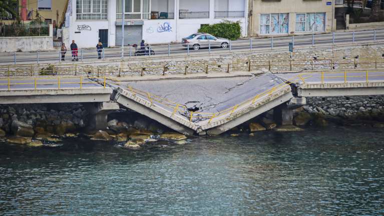 Καβάλα: Αναμένοντας το πόρισμα για την κατάρρευση της γέφυρας
