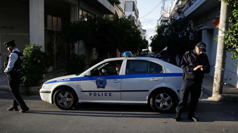 Σε μηχανάκι του δήμου Βύρωνα η βόμβα στο σπίτι του Ντογιάκου