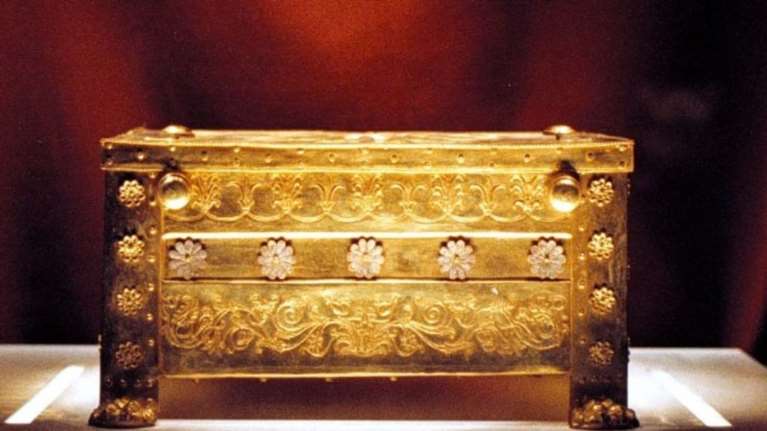 Βεργίνα: Eπανεξέταση των οστών των βασιλικών τάφων