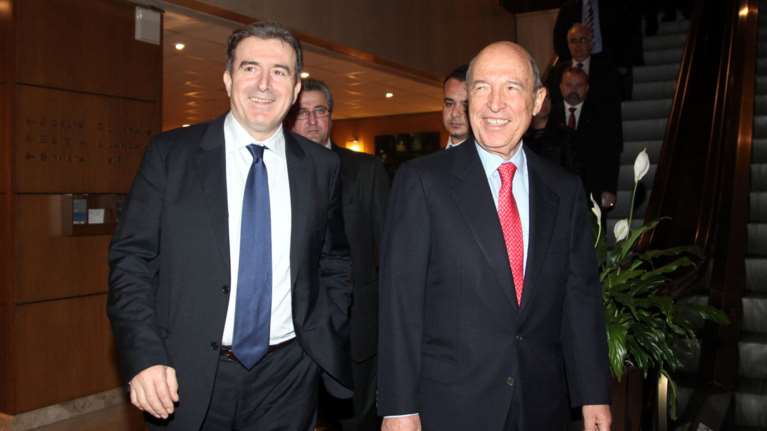 ΤΑ ΝΕΑ: Ανοίγουν τους λογαριασμούς των Σημίτη, Χρυσοχοΐδη, Μαλέσιου