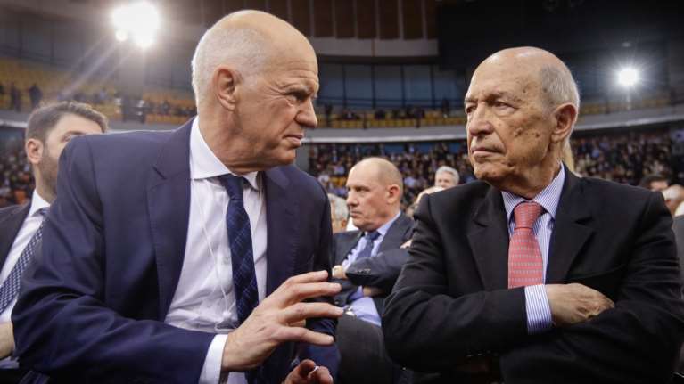 Επικοινωνία Παπανδρέου-Σημίτη: Επανάληψη του «βρόμικου ‘89»