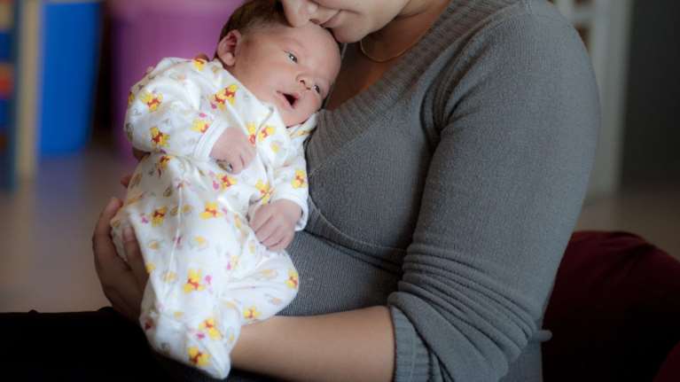 Η άδεια μητρότητας δεν συμψηφίζεται με καμία άλλη άδεια