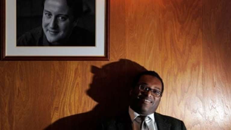 Υφυπουργός Brexit: Μάταιος περισπασμός πιθανή ανατροπή της Μέι