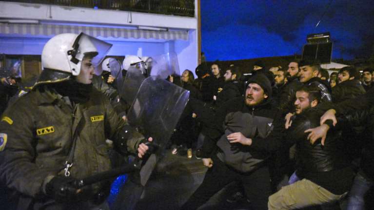 Στο πλευρό Γαβρόγλου οι συνδικαλιστές εκπαιδευτικοί του ΣΥΡΙΖΑ