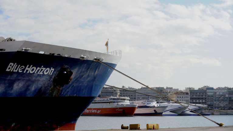 Δεμένα τα πλοία ανοιχτού τύπου στην Κέρκυρα λόγω ισχυρών ανέμων