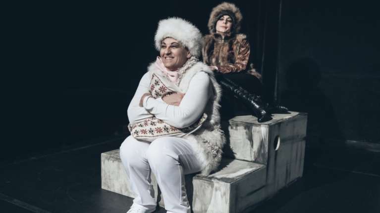 Χαμηλές Πτήσεις του Αρκά στο θέατρο Αποθήκη