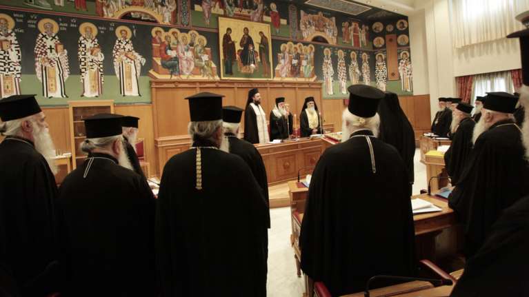 Καζάνι που βράζει η Εκκλησία: Οι «ιερές» συγκρούσεις