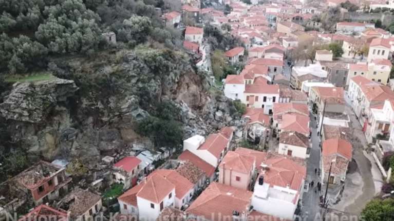 Τα πλάνα του Drone από την κατολίσθηση στο Πλωμάρι