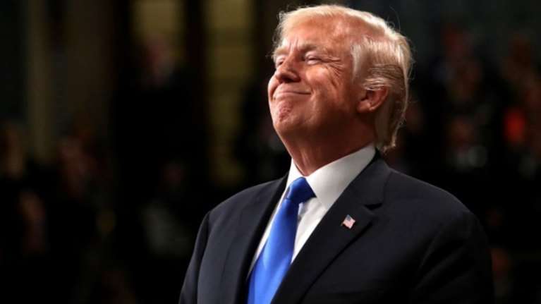 Αμφισβητεί κυβερνητική έκθεση για την κλιματική αλλαγή ο Τραμπ