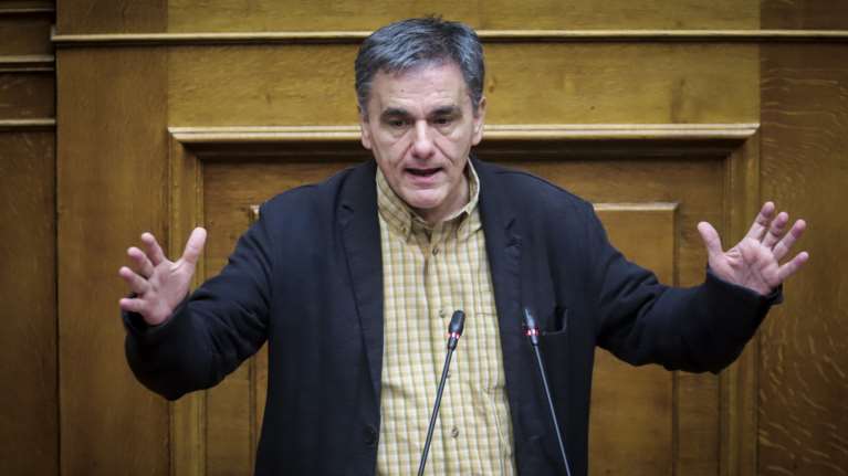 Κατατέθηκε και η τροπολογία για το κοινωνικό μέρισμα - διανέμονται 710 εκ.