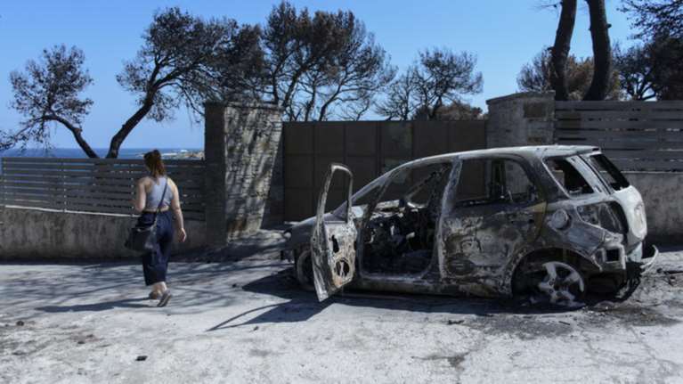 Σε ποιες περιοχές στο Μάτι αναστέλλεται η έκδοση οικοδομικών αδειών