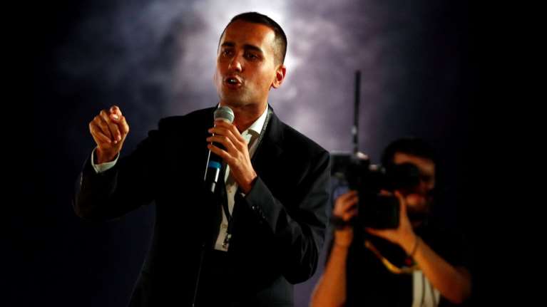 Ιταλία: Αποκαλύψεις καναλιού φέρνουν σε δύσκολη θέση τον Ντι Μάιο