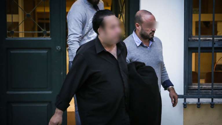 Προφυλακίσεις τεσσάρων για το κύκλωμα του χρυσού