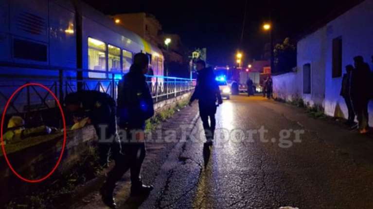 Παραλίγο τραγωδία στη Λαμία: Άνδρας βρέθηκε στις γραμμές του τρένου