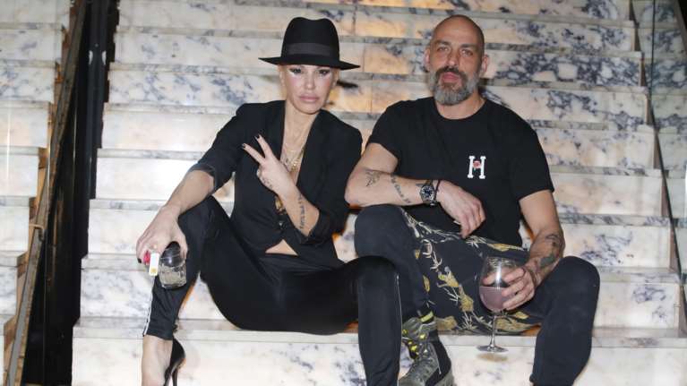 Επεισόδιο ανάμεσα στον αδελφό της Καλογρίδη και φωτογράφο- Γιατί έγιναν όλα