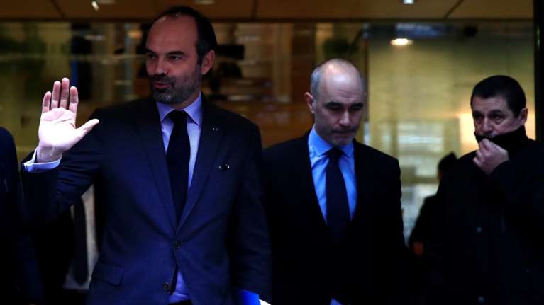 Γαλλία: Αναστολή της αύξησης φόρου στα καύσιμα για 6 μήνες