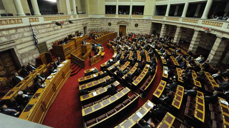 Τροπολογία του υπουργείου Οικονομικών στη Βουλή για τα καζίνο