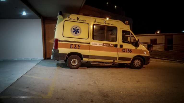 27χρονη στην Θεσσαλονίκη έπεσε από τον 5ο και σώθηκε