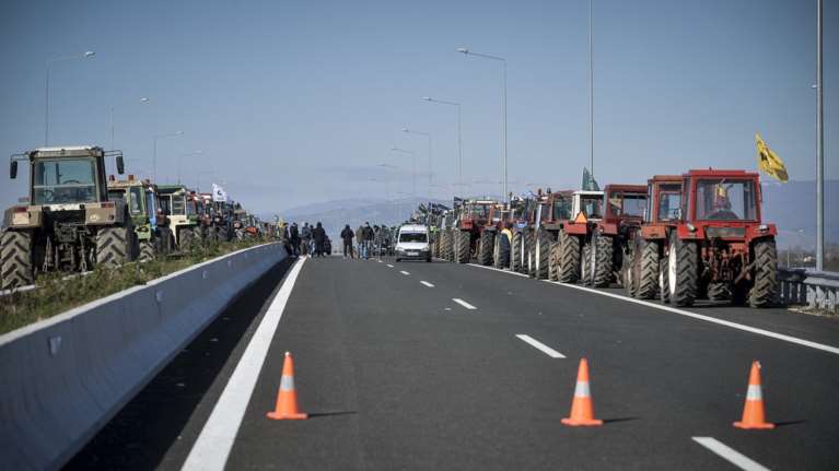Αγροτικές κινητοποιήσεις πριν τις γιορτές των Χριστουγέννων