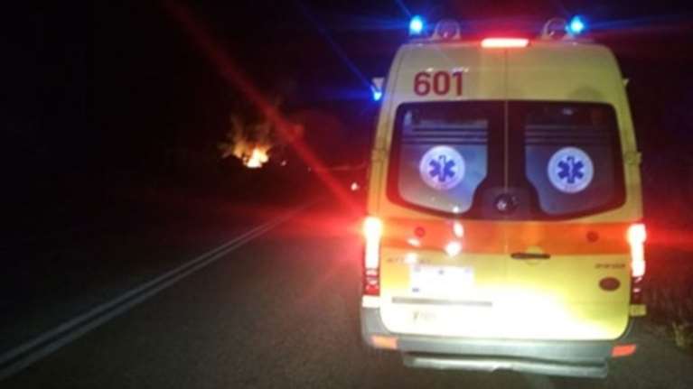 Βάρκιζα: Ένας νεκρός και δύο σοβαρά τραυματίες σε τροχαίο