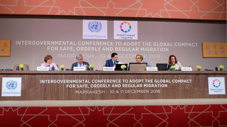 Μαρακές: Εγκρίθηκε το παγκόσμιο σύμφωνο για τη μετανάστευση