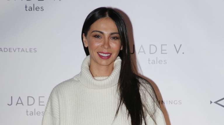 Ολυμπία Χοψονίδου:Η μαμά 5 παιδιών πιο λαμπερή από ποτέ με total white look