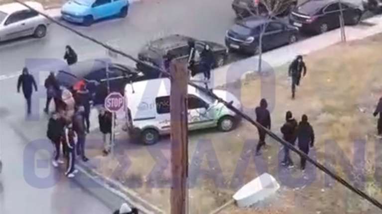 Συμπλοκές έξω από το ΕΠΑΛ Καλαμαριάς-Τραυματίστηκε 16χρονος (Vid}