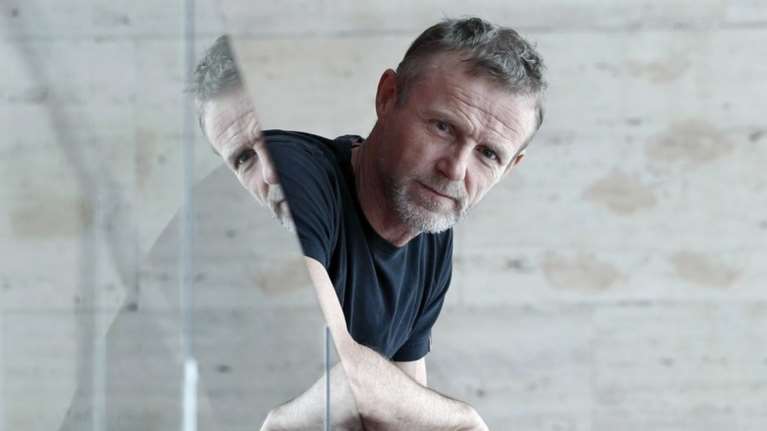 Νέσμπο: Θα μπορούσα αντί για αστυνομικά μυθιστορήματα, να παίζω μπάλα και να βάζω πολλά γκολ