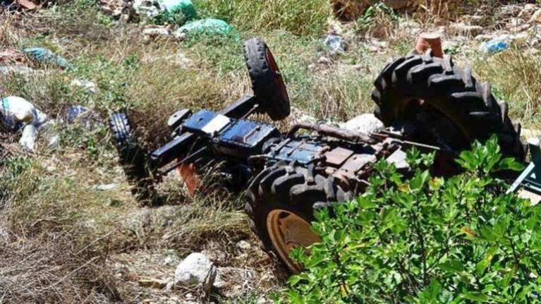 Σύγκρουση τρακτέρ με επιβατική αμαξοστοιχία, ένας νεκρός