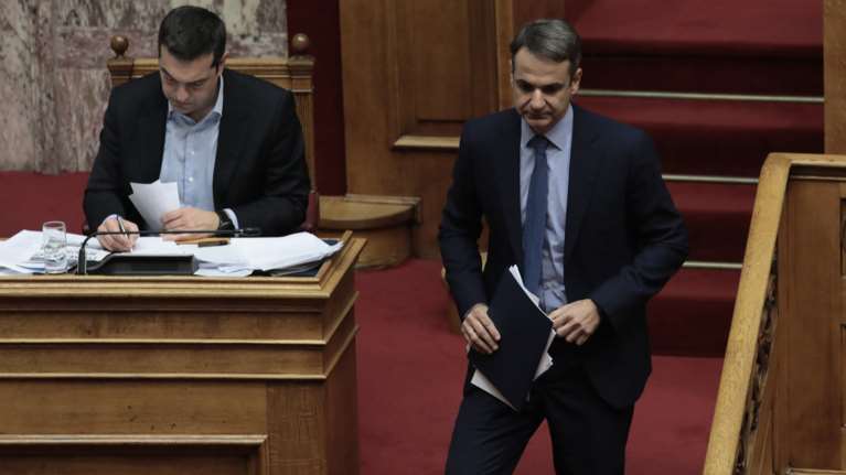 Σύγκρουση κορυφής στη Βουλή με ολίγον από... προϋπολογισμό