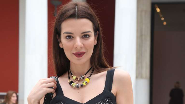 Ράλλη - Μαυρίδης: Έκαναν επίσημη χριστουγεννιάτικη φωτογράφηση