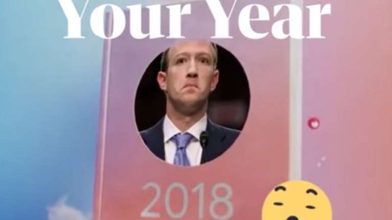 Ο βρετανικός Guardian &quot;γλεντάει&quot; τον Ζούκεμπεργκ με ανασκόπηση χρονιάς