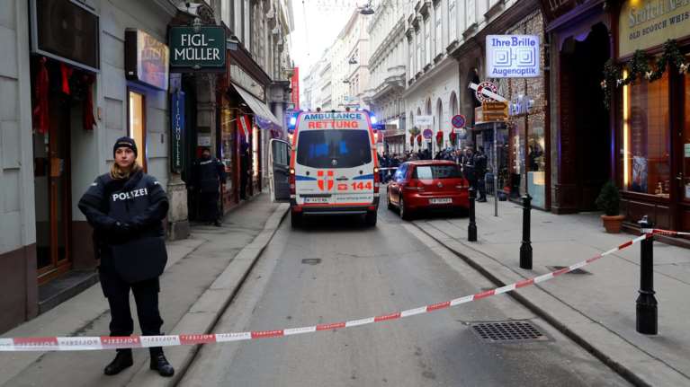 Πυροβολισμοί στο κέντρο της Βιέννης-  Ένας νεκρός