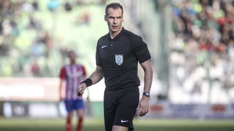 Επίσκεψη στον διαιτητή Τζήλο από τους παίκτες της ΑΕΛ