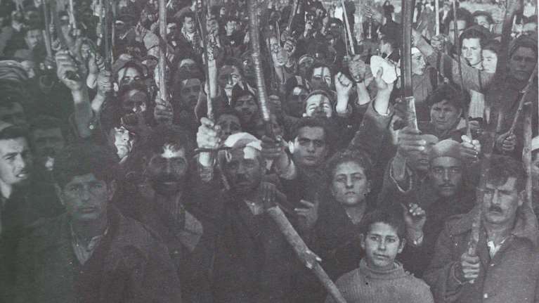 Αναδρομή στα Χριστούγεννα του 1944 στη Μυτιλήνη - Φωτογραφίες