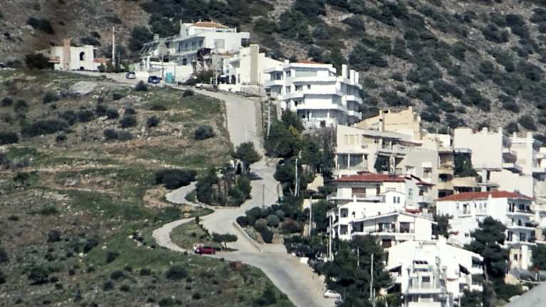 Ποιοι κινδυνεύουν να χάσουν τα σπίτια τους λόγω Κτηματολογίου [πίνακας]