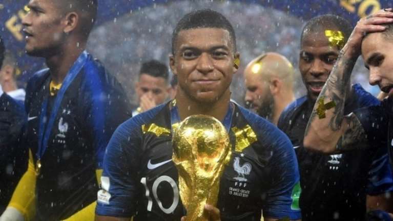 Αθλητής της χρονιάς στη Γαλλία, ο Μπαπέ