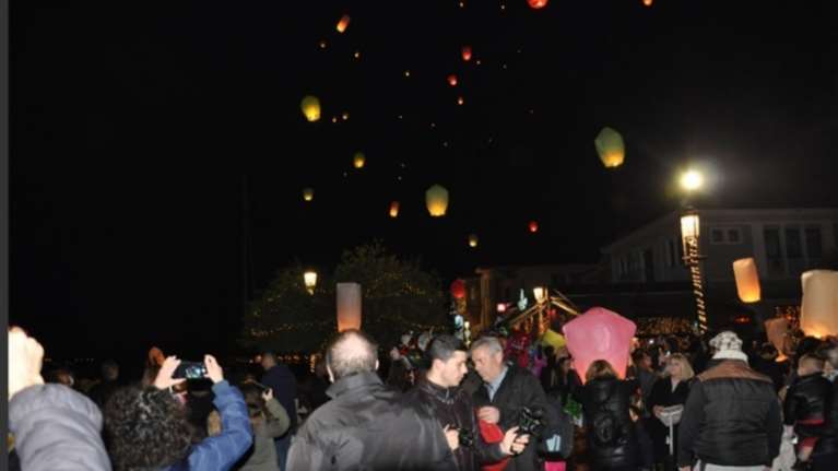 Δεκάδες φαναράκια φώτισαν τον ουρανό της Πρέβεζας