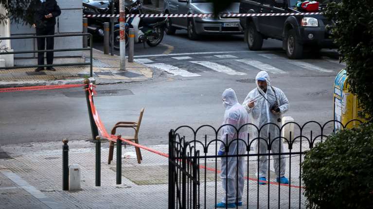 Νεόκοποι τρομοκράτες πίσω από την «ωρολογιακή μολότοφ» στο Κολωνάκι