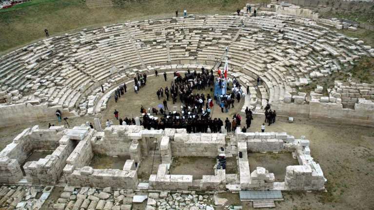 «Πυρά» αρχαιολόγων στην κυβέρνηση για τη μεταβίβαση μνημείων