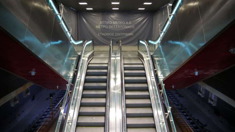 Μετρό Θεσσαλονίκης: «Πυρά» σε Τσίπρα για τα «εγκαίνια» στο Συντριβάνι