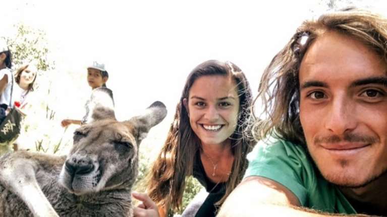 Οι... εξαιρετικοί φίλοι των Τσιτσιπά και Σάκκαρη (pics)