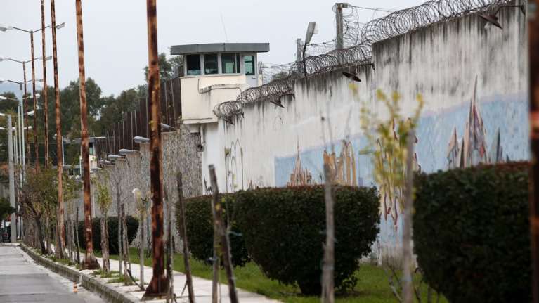 Κόντρα υπουργείου Δικαιοσύνης-σωφρονιστικών για την απόδραση